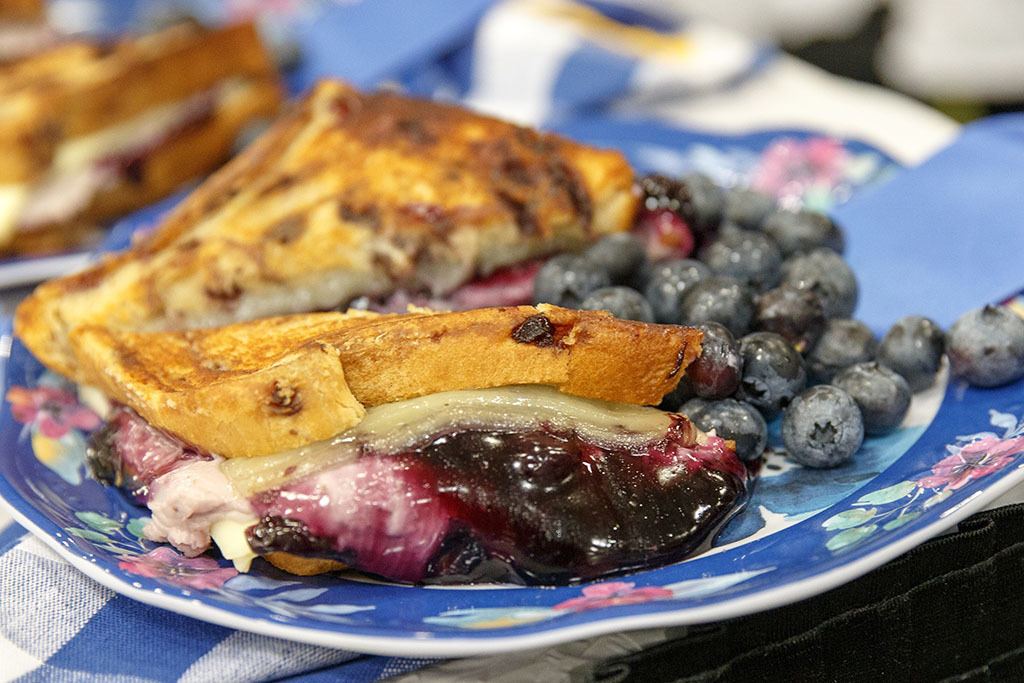 blue-ribbon-blueberry-pie-baby-swiss-grilled-cheese